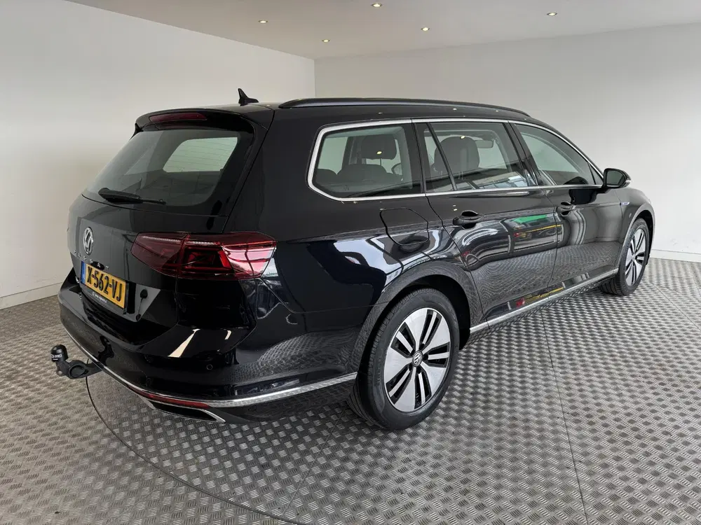 Volkswagen Passat 1.4 TSI PHEV GTE Business Trekhaak uit 2020, foto 5