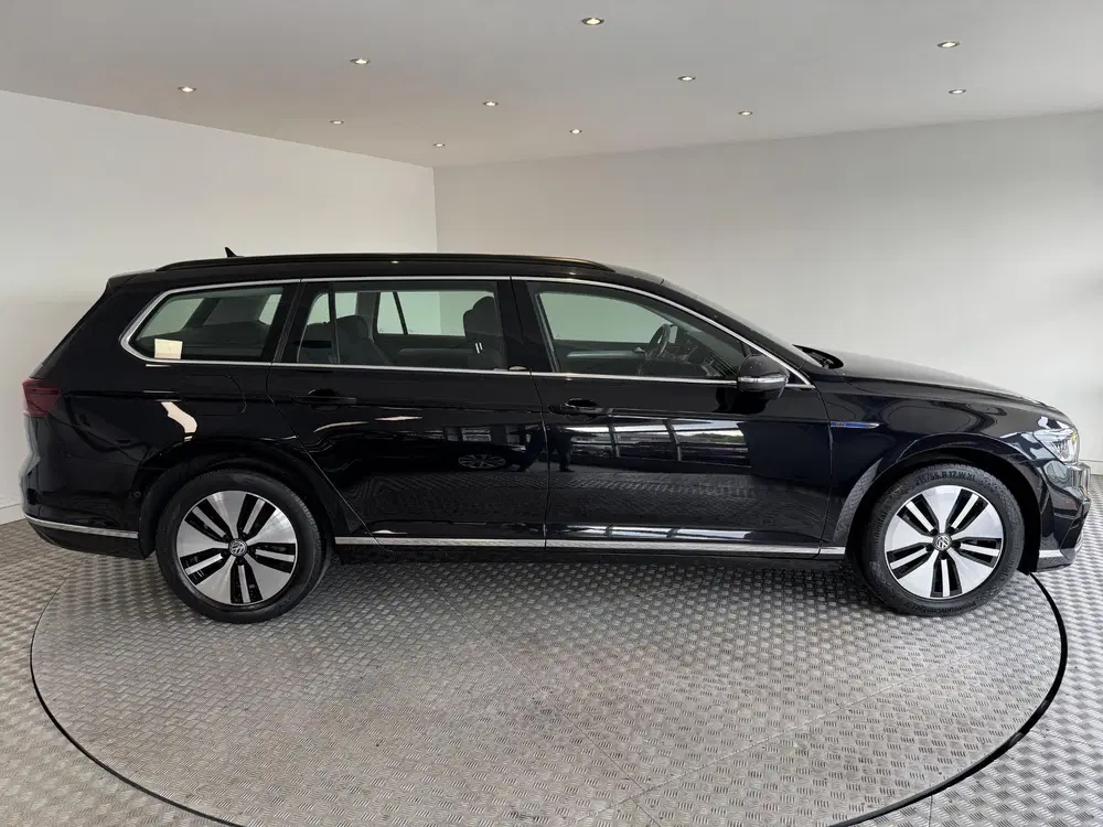 Volkswagen Passat 1.4 TSI PHEV GTE Business Trekhaak uit 2020, foto 6