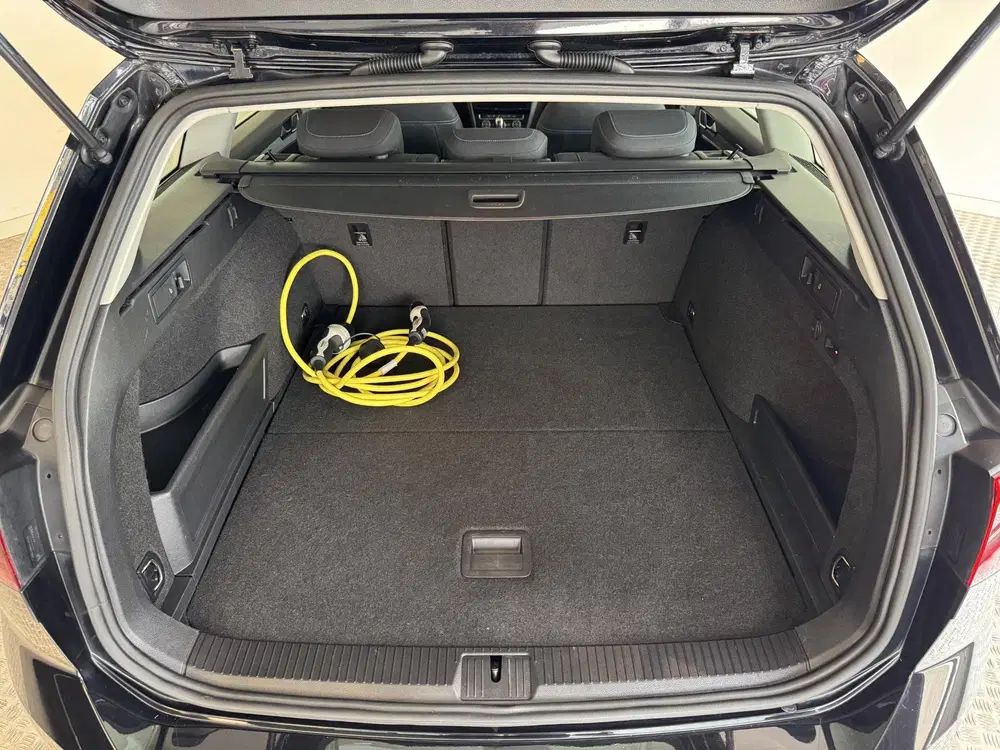 Volkswagen Passat 1.4 TSI PHEV GTE Business Trekhaak uit 2020, foto 7