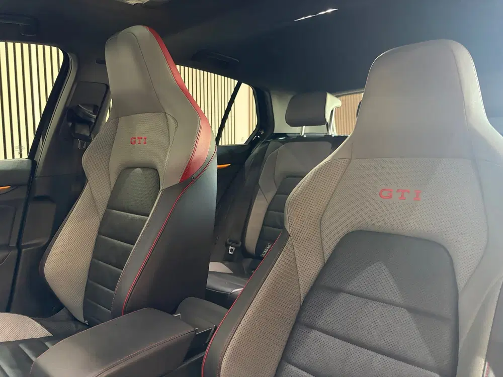 Volkswagen Golf 2.0 TSI GTI Clubsport Pano Leder Camera Ke uit 2023, foto 14