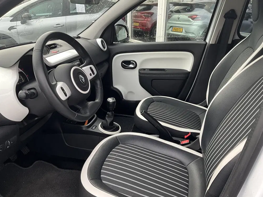 Renault Twingo 1.0 SCe Intens uit 2020, foto 7