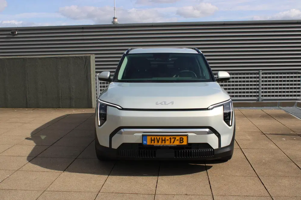 Kia EV3 Plus 81.4 kWh NAVIGATIE uit 2025, foto 3