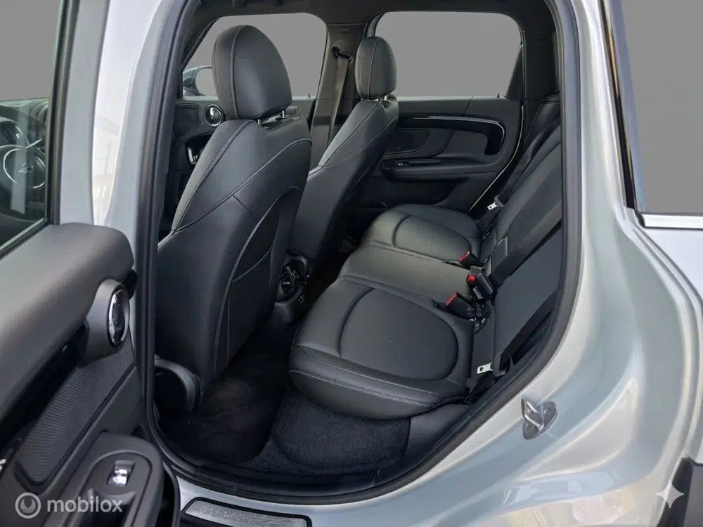 Mini Countryman 1.5 Cooper SE ALL4 pano uit 2022, foto 11