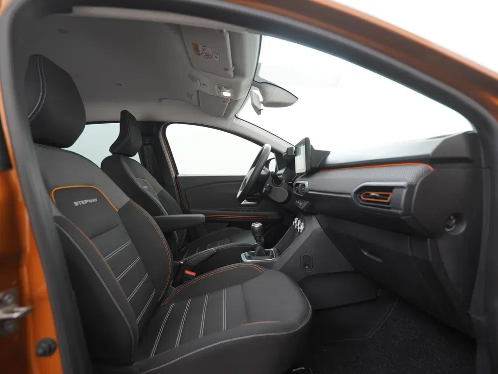 Dacia Sandero 1.0 TCe 90 Comfort uit 2021, foto 3