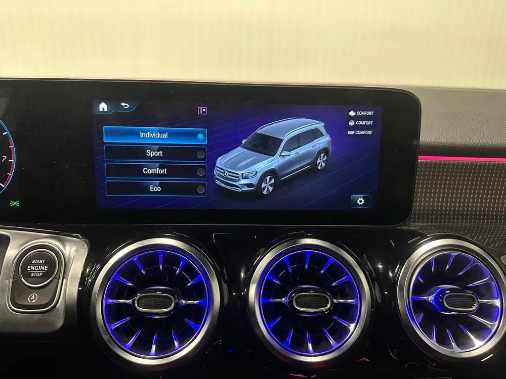 Mercedes-Benz GLB 200 uit 2023, foto 15