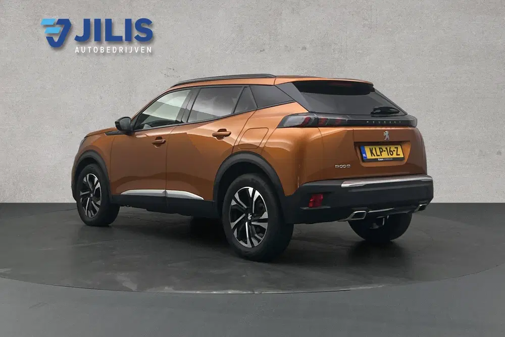 Peugeot 2008 1.2 PureTech 130 Allur uit 2023, foto 7