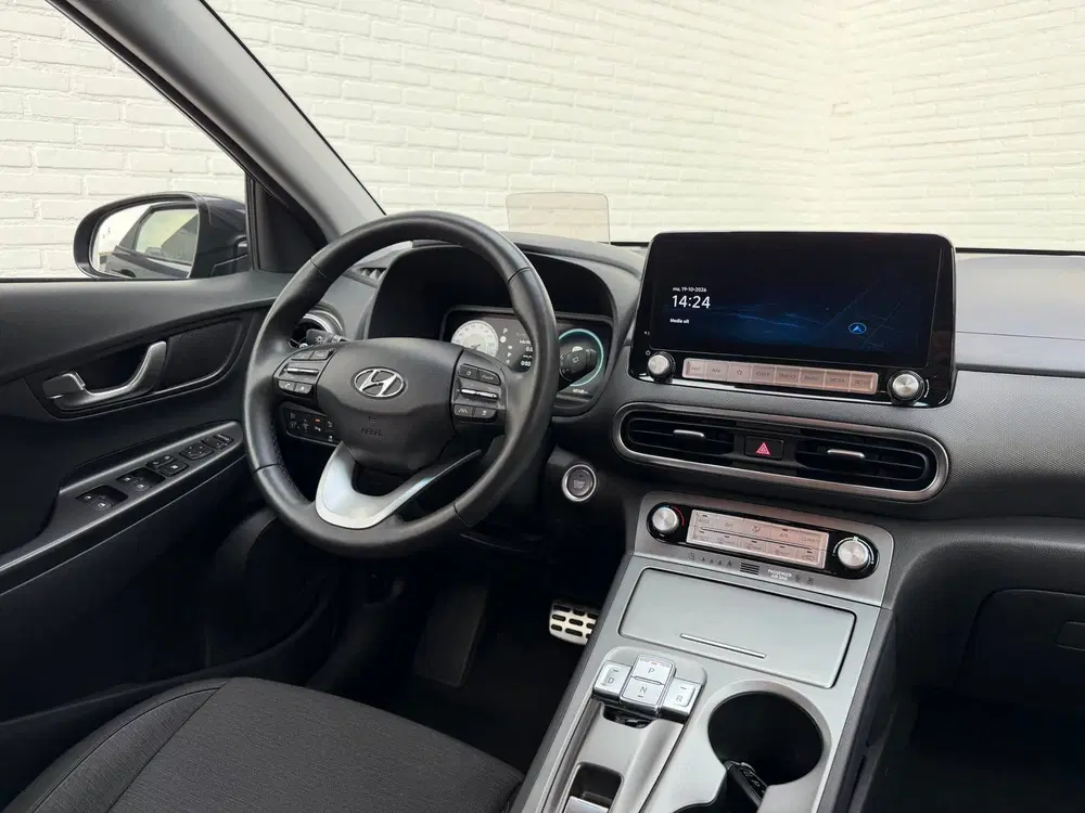 Hyundai KONA EV Premium 64kWh ACC l WARMTEPOMP l TREKHA uit 2021, foto 15
