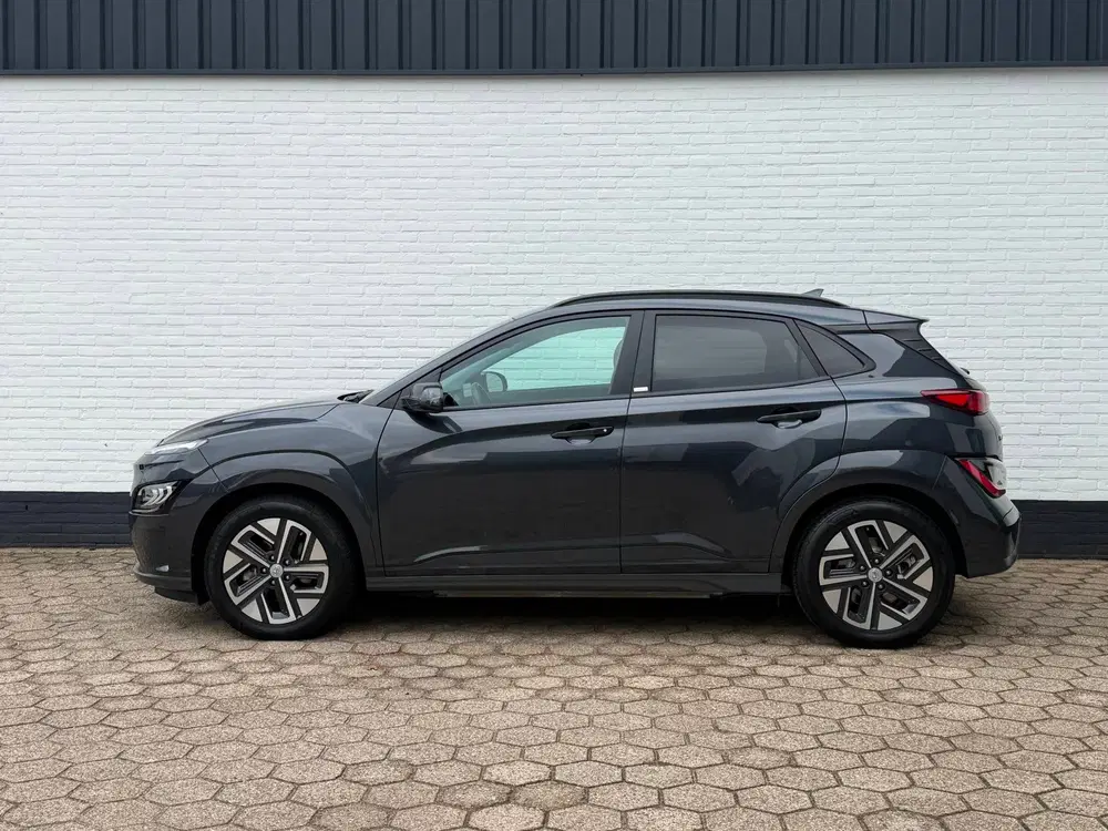 Hyundai KONA EV Premium 64kWh ACC l WARMTEPOMP l TREKHA uit 2021, foto 2