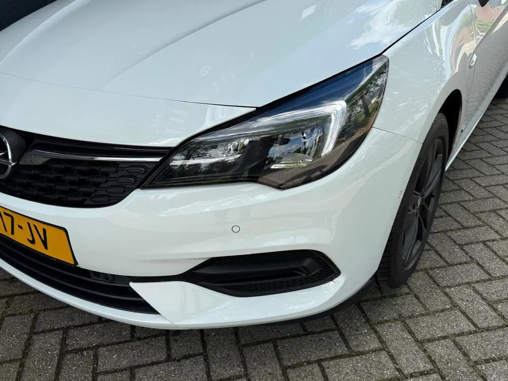 Opel Astra 1.2 Design uit 2022, foto 8