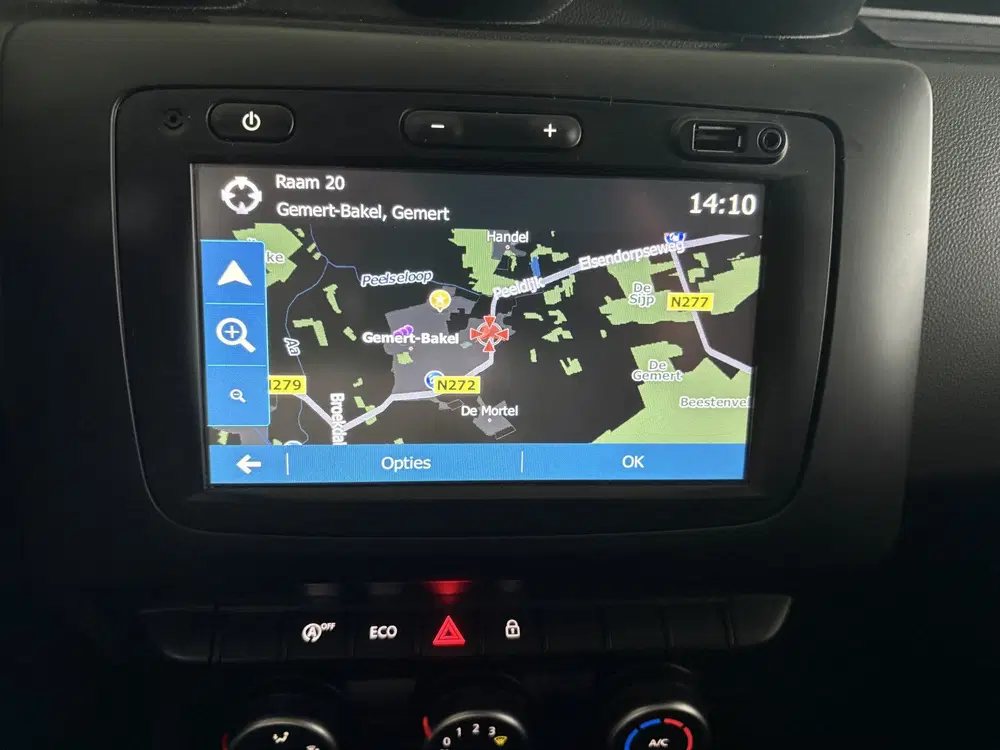 Dacia Duster 1.2 TCe Comfort Achteruitrijcamera uit 2019, foto 11