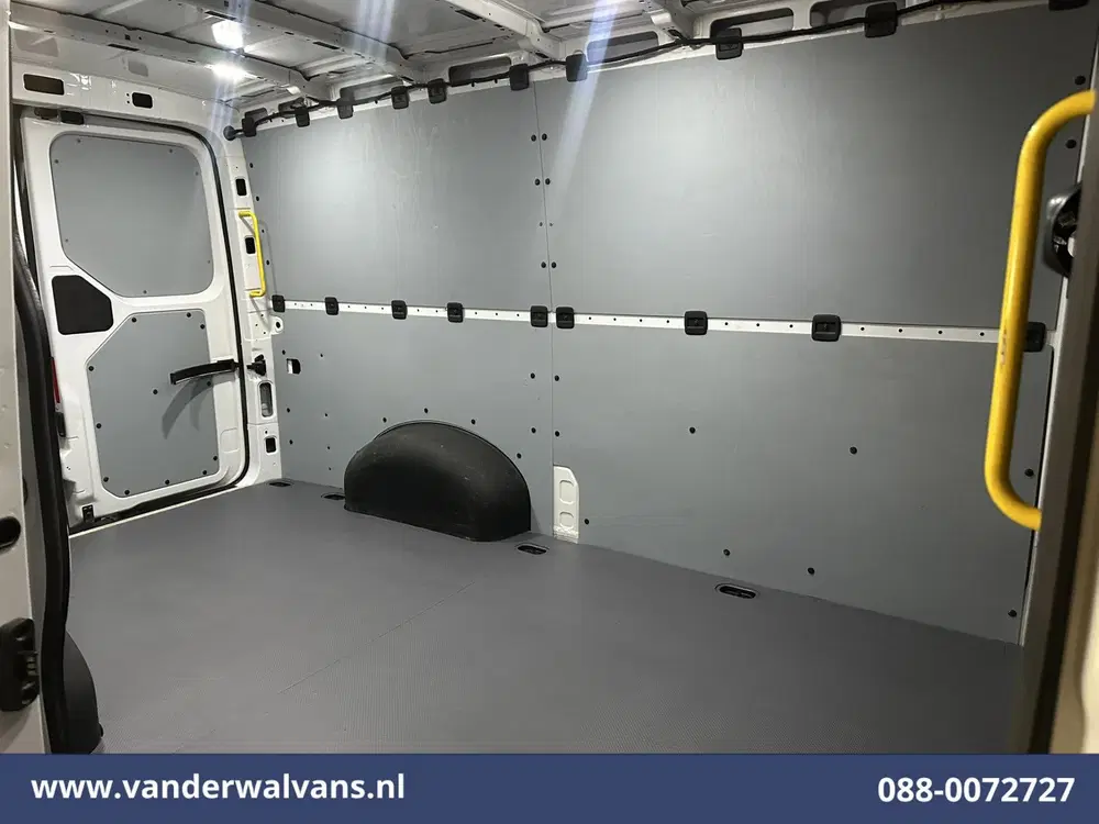 Volkswagen Crafter 2.0 TDI L3H2 L2H1 Euro6 Airco uit 2021, foto 9