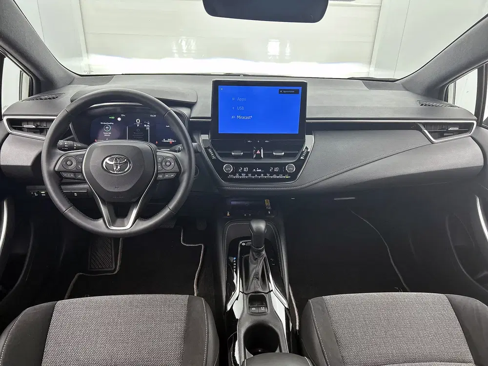Toyota Corolla Hybrid 140 Dynamic uit 2025, foto 4