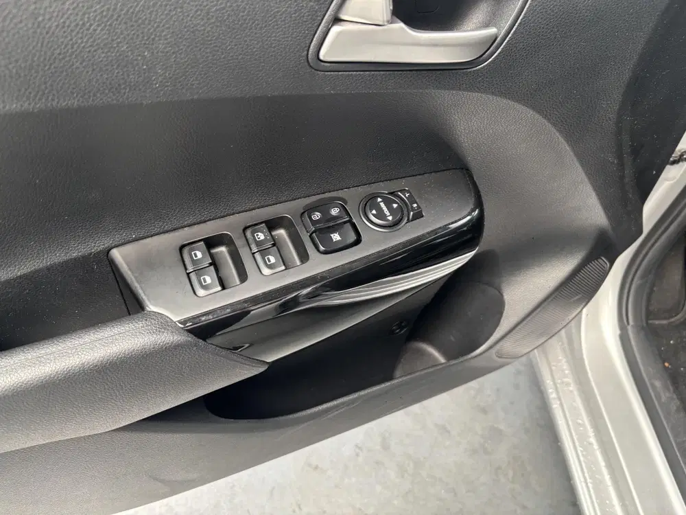 Kia Picanto 1.0 DPi DynamicLine uit 2023, foto 4