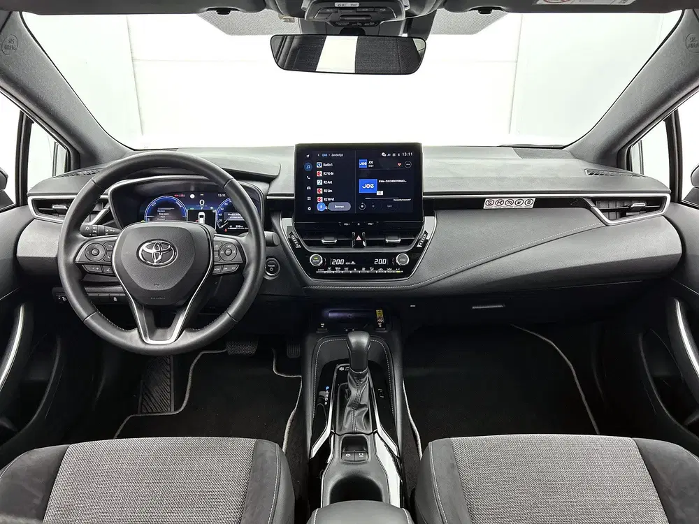 Toyota Corolla Hybrid 140 Dynamic uit 2025, foto 4