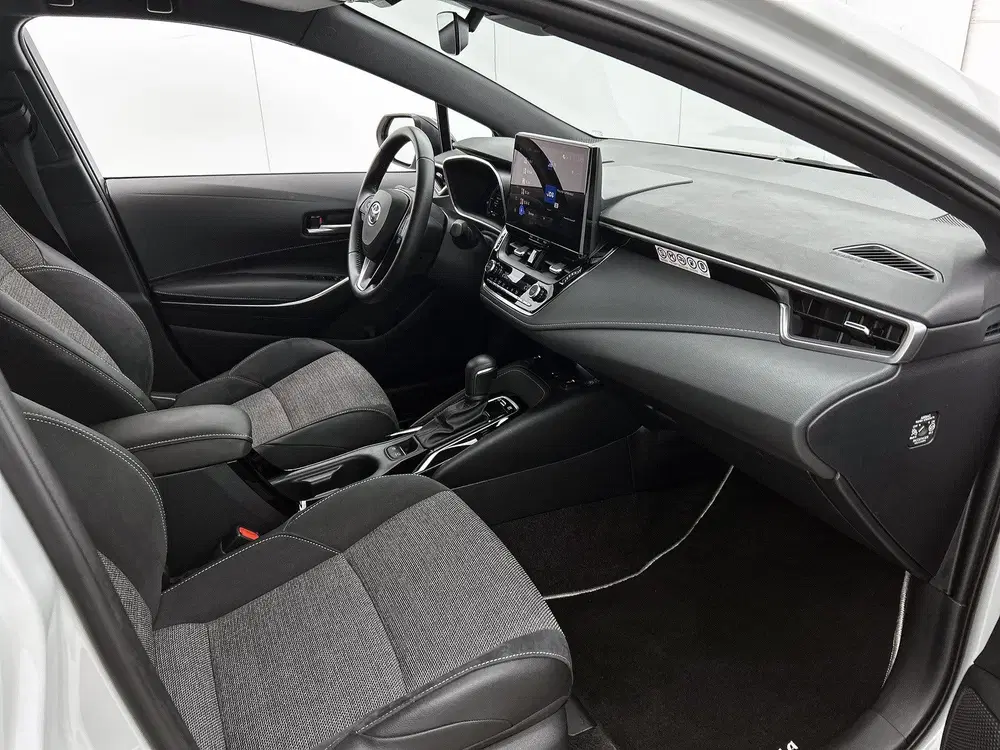 Toyota Corolla Hybrid 140 Dynamic uit 2025, foto 6
