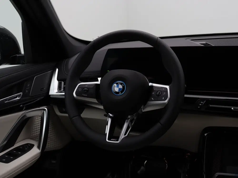 BMW iX1 eDrive20 M Sport Edition (bj 2026 uit 2026, foto 2