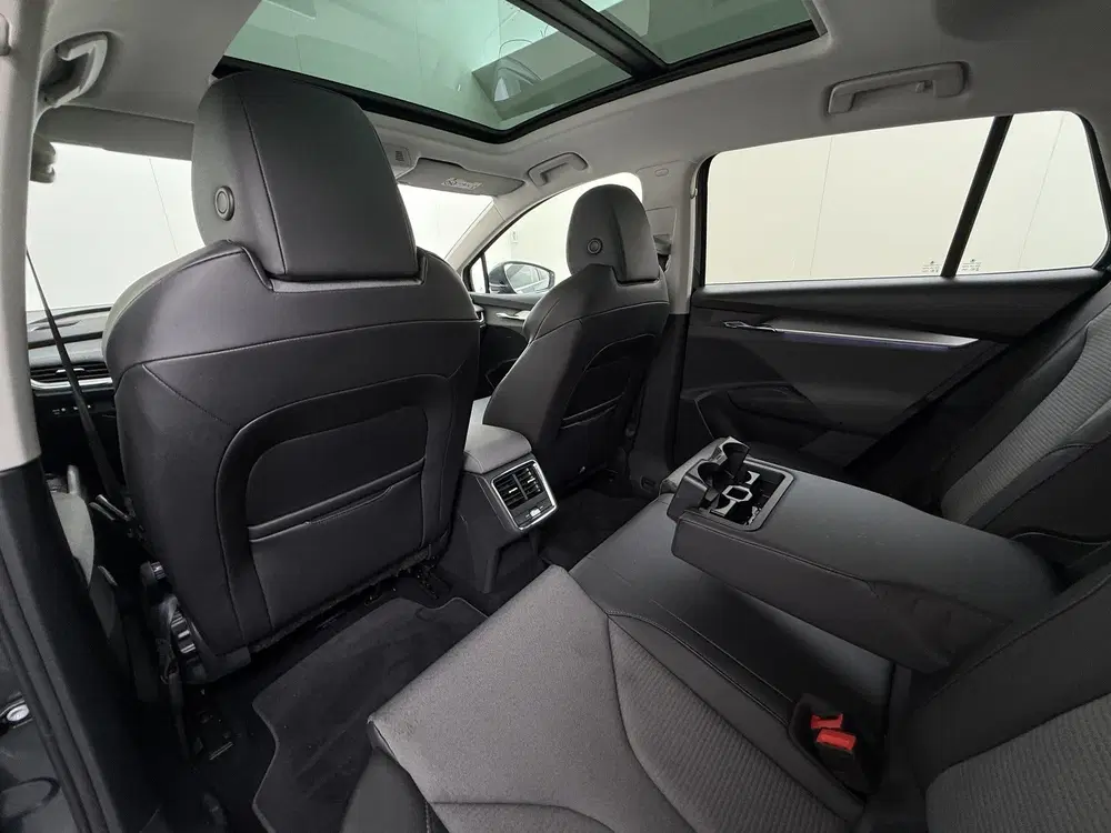 Skoda Enyaq 80 204PK Pano-Dak Adap.Cruise Warmtepomp 3 uit 2021, foto 12