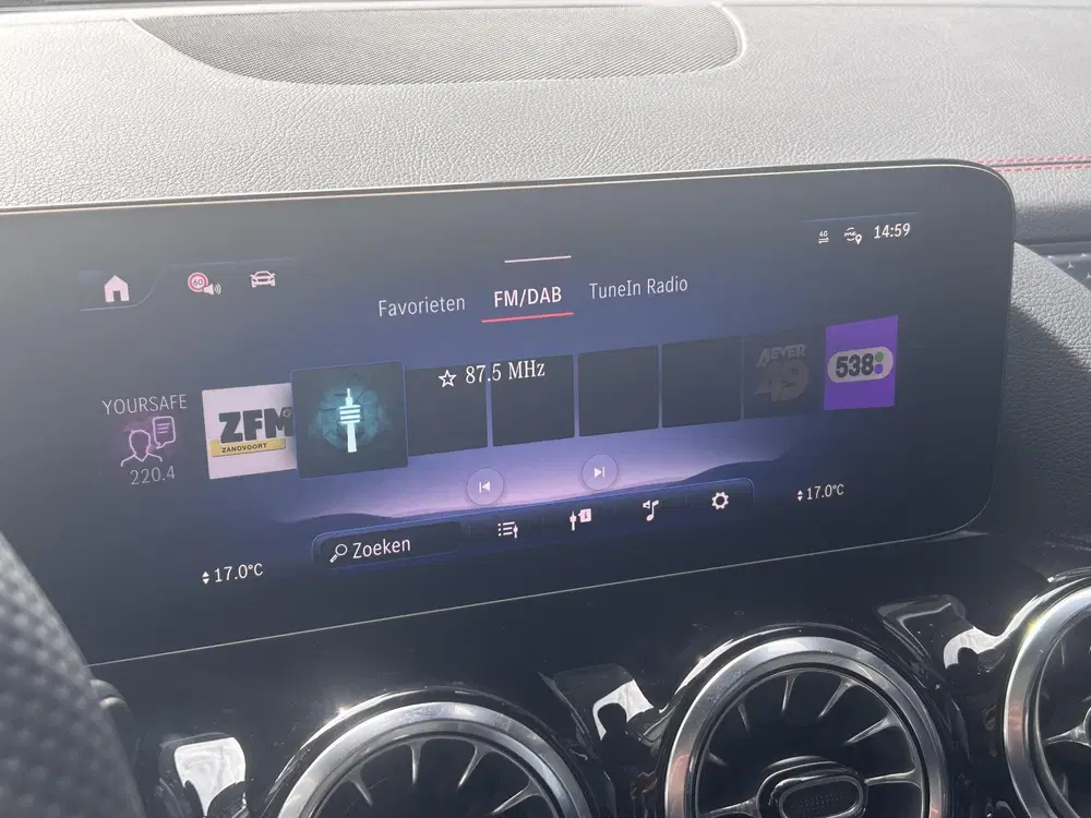 Mercedes-Benz EQA 250+ Business Solution AMG uit 2026, foto 11