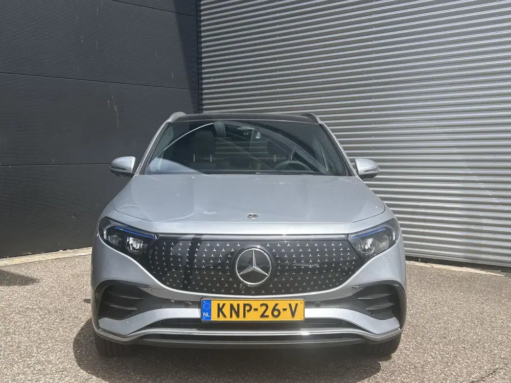 Mercedes-Benz EQA 250+ Business Solution AMG uit 2026, foto 3