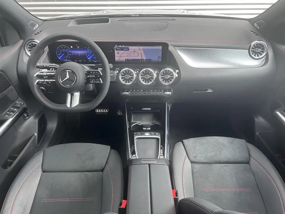 Mercedes-Benz EQA 250+ Business Solution AMG uit 2026, foto 5