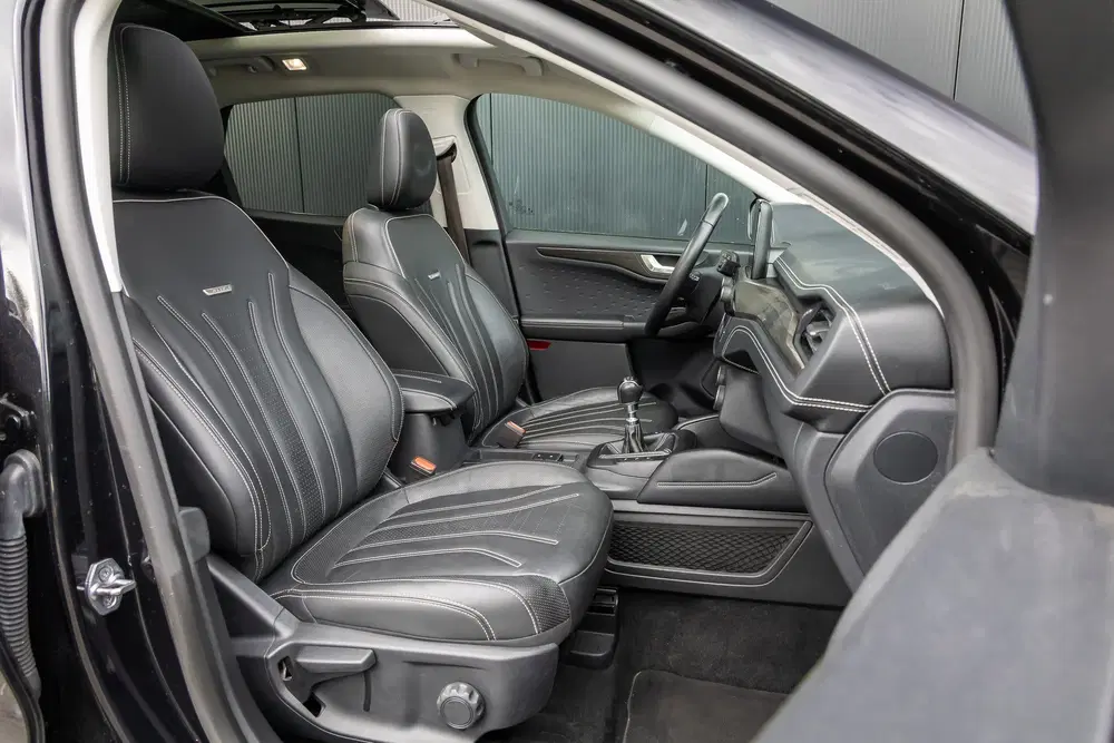 Ford Kuga 1.5 EcoBoost Vignale uit 2021, foto 9