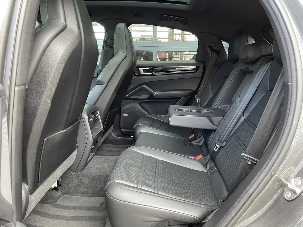 Porsche Cayenne Cayenne Coupé 3.0 E-Hybrid uit 2021, foto 4