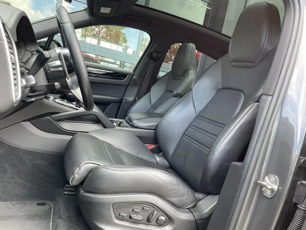 Porsche Cayenne Cayenne Coupé 3.0 E-Hybrid uit 2021, foto 9