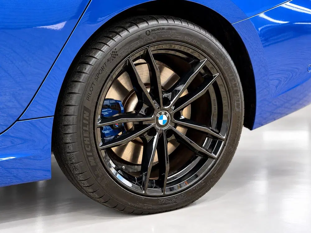 BMW 3-serie 330e M-Sport uit 2021, foto 14