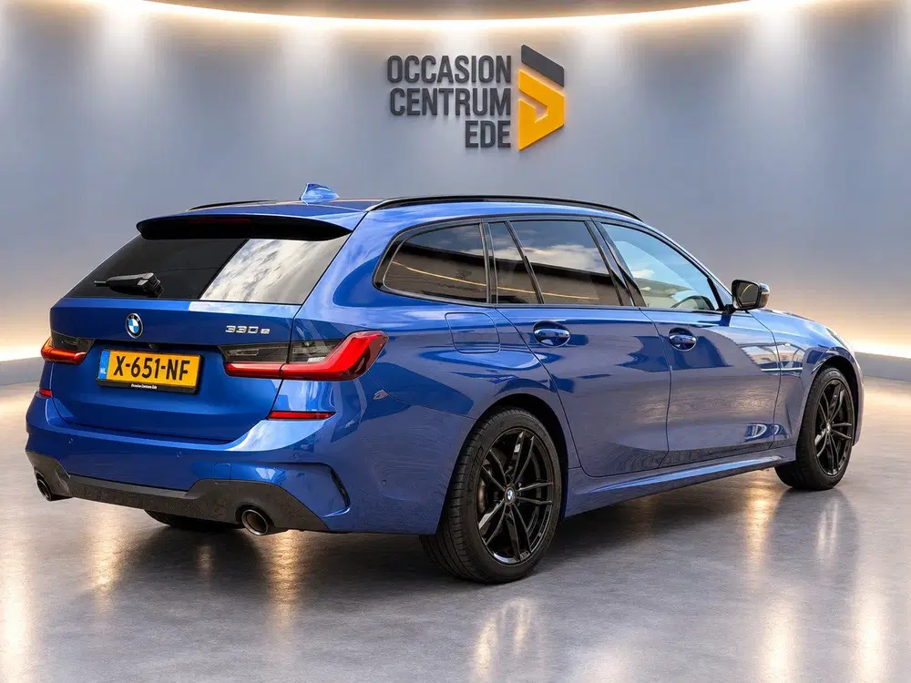 BMW 3-serie 330e M-Sport uit 2021, foto 3
