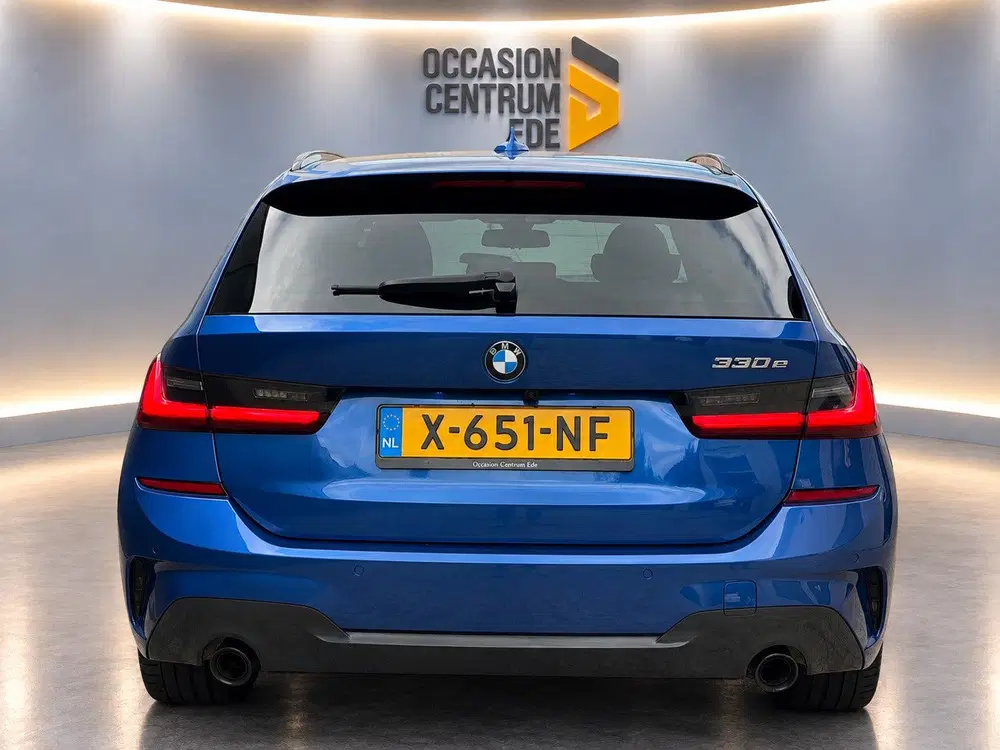 BMW 3-serie 330e M-Sport uit 2021, foto 4