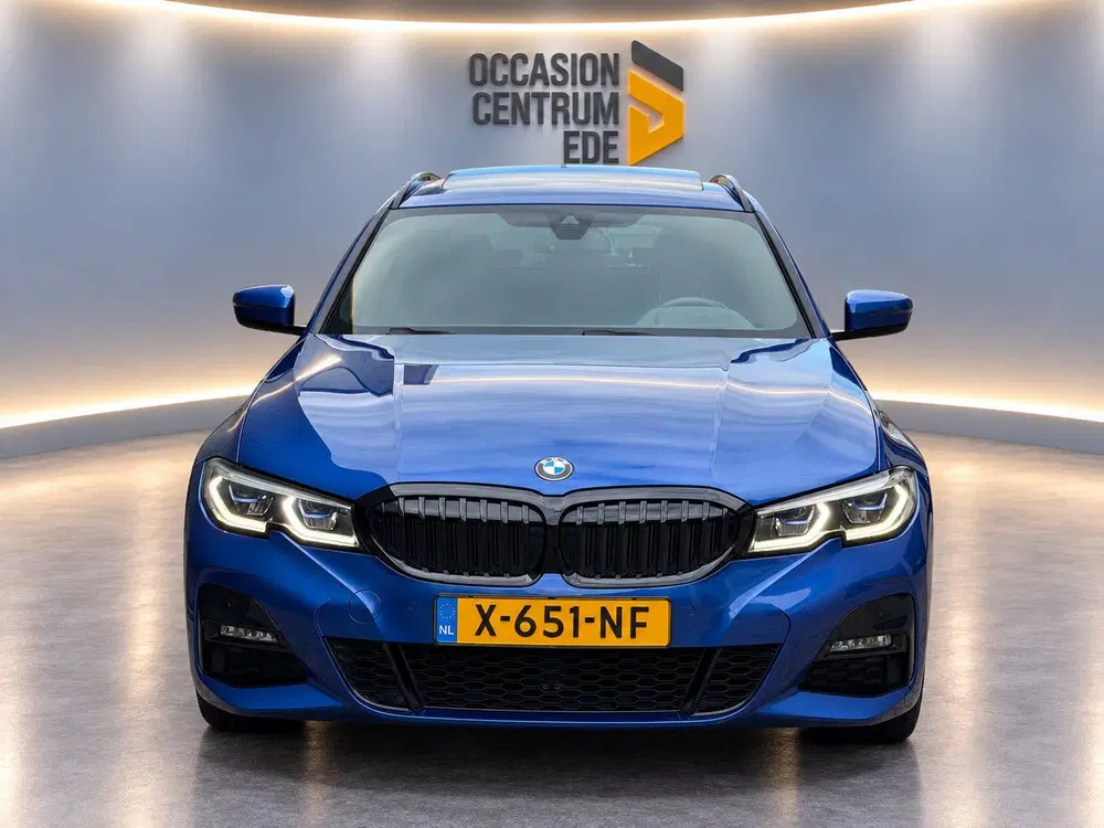 BMW 3-serie 330e M-Sport uit 2021, foto 5