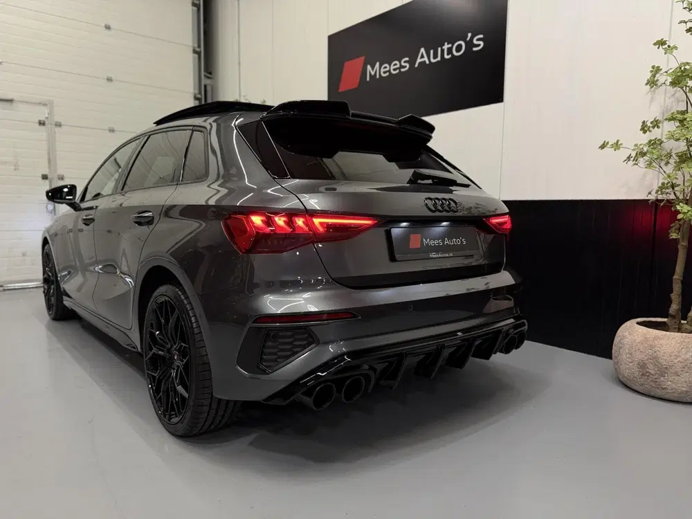Audi A3 40 TFSI e S-Edition uit 2022, foto 14