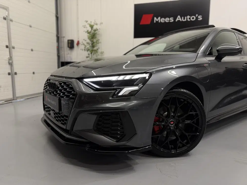 Audi A3 40 TFSI e S-Edition uit 2022, foto 5