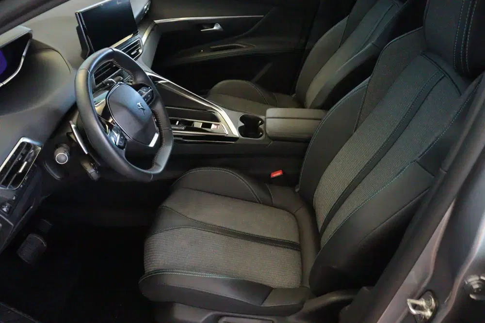 Peugeot 3008 1.6 HYbrid 180pk Allure uit 2024, foto 5