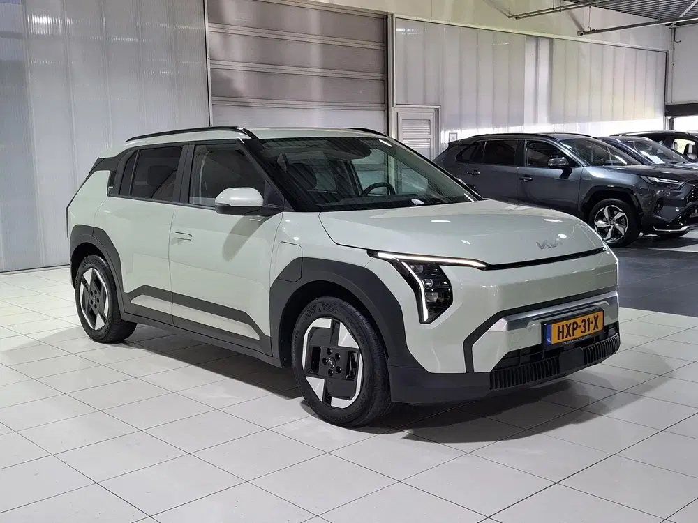 Kia EV3 Plus 81.4 kWh Stoel en Stuur verwarming uit 2025, foto 3