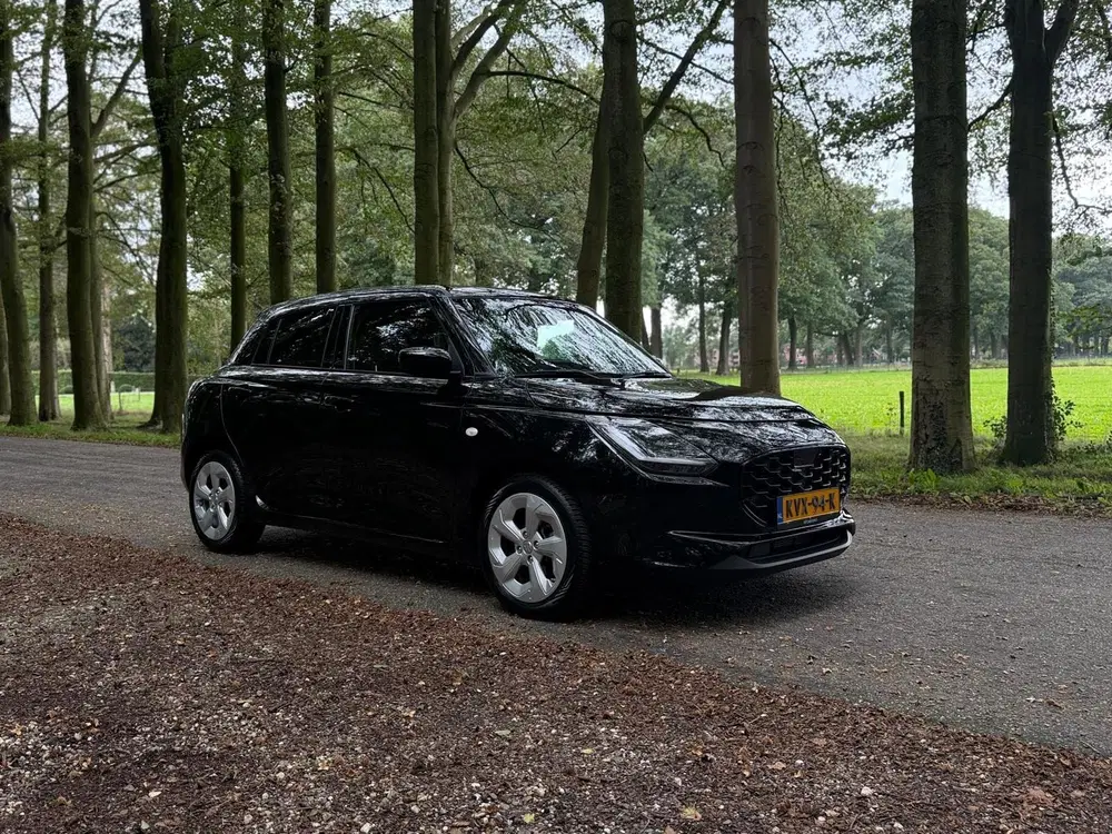 Suzuki Swift 1.2 Select Smart Hybrid uit 2025