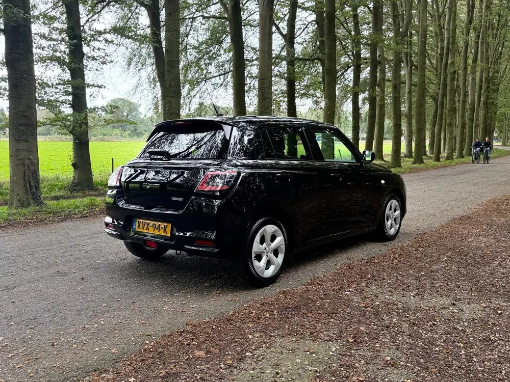 Suzuki Swift 1.2 Select Smart Hybrid uit 2025, foto 3
