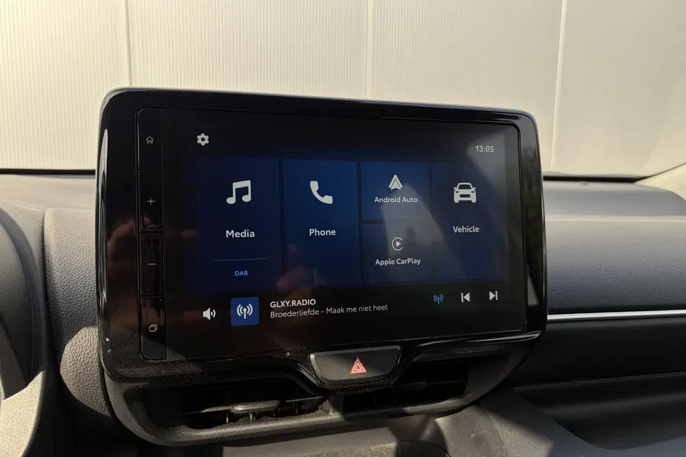 Toyota Yaris 1.5 Hybrid 115 Active Camera uit 2024, foto 15