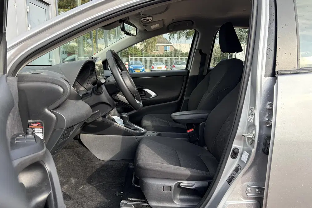 Toyota Yaris 1.5 Hybrid 115 Active Camera uit 2024, foto 8