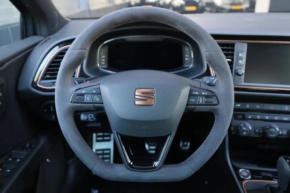 SEAT Leon 2.0 TSI 4DRIVE CUPRA R 300+PK LED uit 2019, foto 14