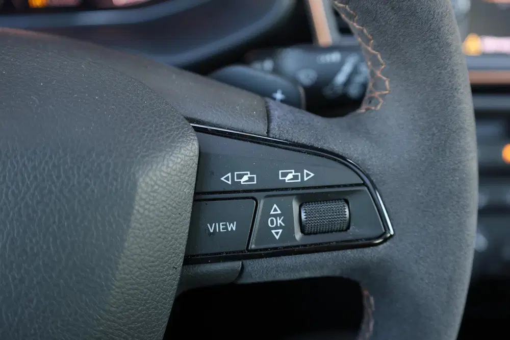 SEAT Leon 2.0 TSI 4DRIVE CUPRA R 300+PK LED uit 2019, foto 15