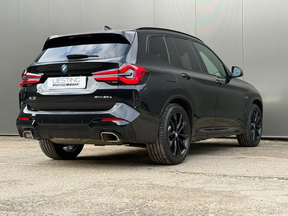 BMW X3 XDrive30e M-Sport Pro uit 2022, foto 10