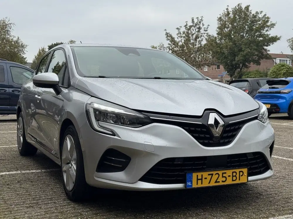 Renault Clio 1.0 TCe Zen uit 2020, foto 6
