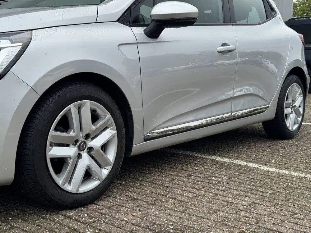 Renault Clio 1.0 TCe Zen uit 2020, foto 8