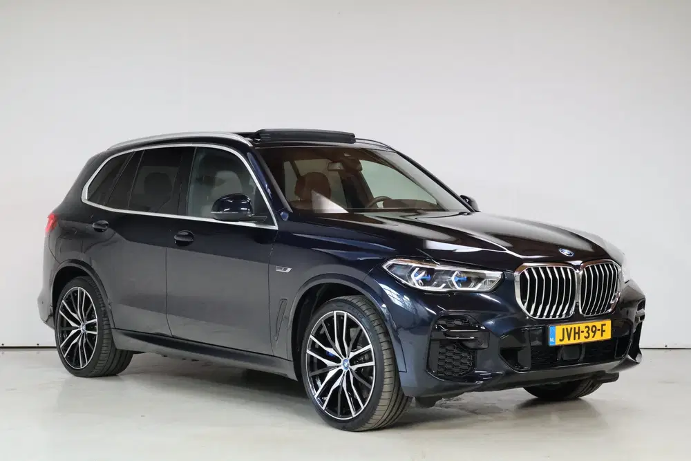 BMW X5 xDrive45e M-Sport uit 2022, foto 5