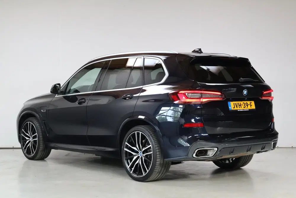 BMW X5 xDrive45e M-Sport uit 2022, foto 6