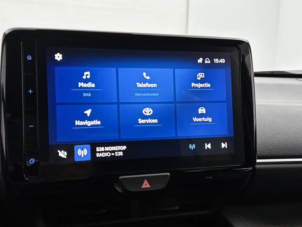 Toyota Yaris Cross 1.5 Hybrid First Edition uit 2022, foto 7