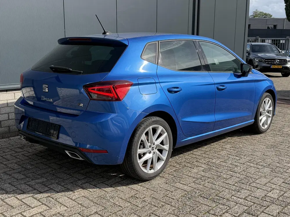 SEAT Ibiza 1.0 EcoTSI FR Business Connect 17" uit 2025, foto 2