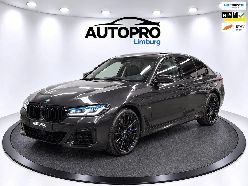 BMW 5-serie 545e xDrive M-sport Business Edition Plus uit 2022