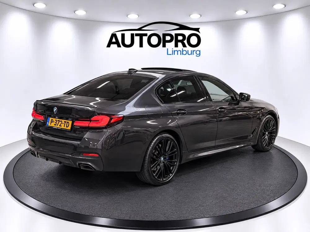 BMW 5-serie 545e xDrive M-sport Business Edition Plus uit 2022, foto 7